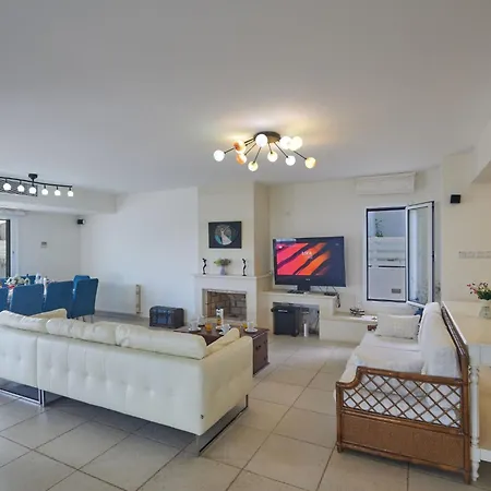 Protaras Serifos Sv7 100m Vom Entfernt By Interhome Tatil Evi