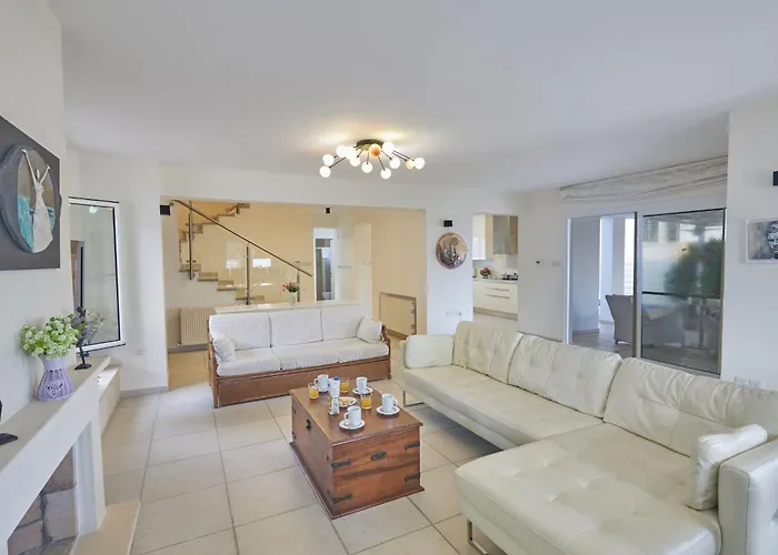 Protaras Serifos Sv7 100m Vom Entfernt By Interhome 別荘 パラリムニ