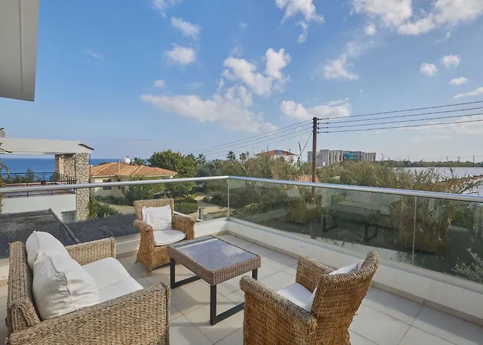 別荘 Protaras Serifos Sv7 100m Vom Entfernt By Interhome