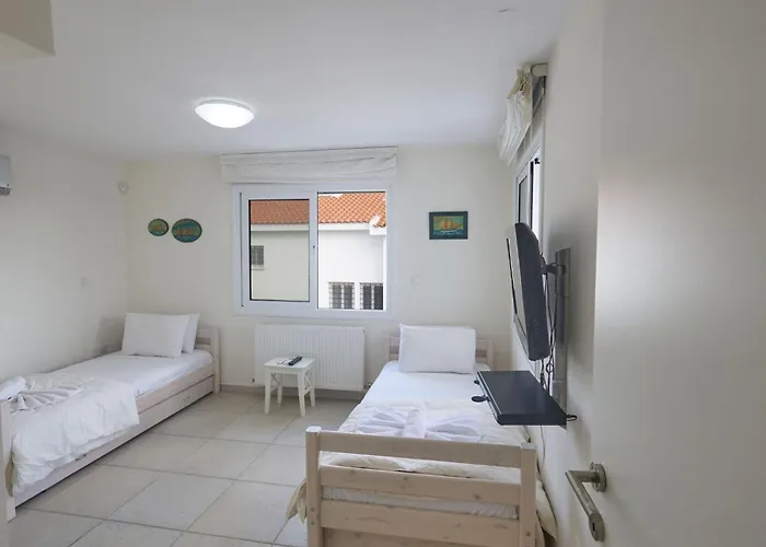 Prázdninový dům Protaras Serifos Sv7 100m Vom Entfernt By Interhome